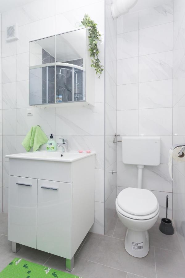 Apartman Lariva Осиек Екстериор снимка